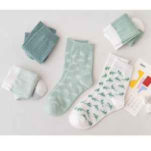 5 Pair Green Forest Theme Cotton Blend Crew Socks - MoSocks