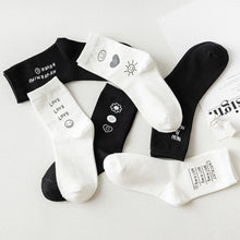 Load image into Gallery viewer, 6 Pair Letter Print Simple Stylish Cotton Blend Crew Socks - MoSocks

