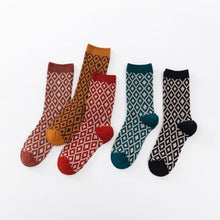 Load image into Gallery viewer, 5 Pair Double Thread Plaid Diamond Pattern Retro Style Cotton Blend Socks - MoSocks

