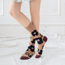 Load image into Gallery viewer, 3 Pair Flower Print Stylish Cotton Blend Crew Socks - MoSocks
