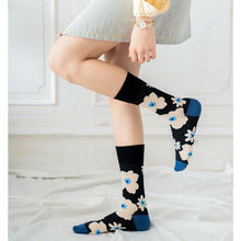 Load image into Gallery viewer, 3 Pair Flower Print Stylish Cotton Blend Crew Socks - MoSocks
