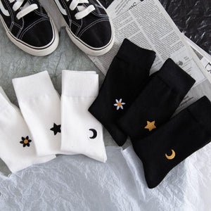 6 Pair Moon Star Sun Embroidery Cotton Crew Socks - MoSocks