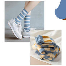 Load image into Gallery viewer, 6-pair Blue White Cotton Blend Stylish Socks - MoSocks
