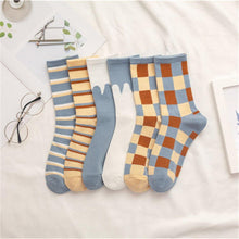 Load image into Gallery viewer, 6-pair Blue White Cotton Blend Stylish Socks - MoSocks
